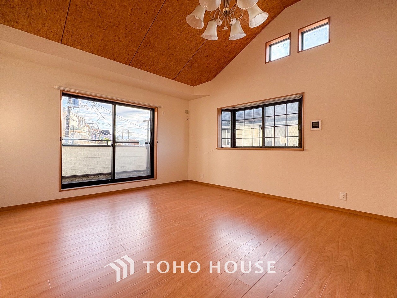 空気感という居心地の良いＢＧＭは、暮らしのステージを彩り、心のやすらぎと満足感を与えてくれます。