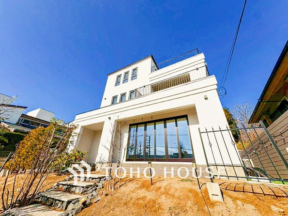 神奈川県横浜市青葉区美しが丘３丁目