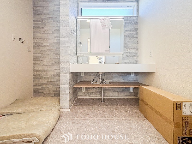 閑静な住宅地で小さなお子様がいるご家族にも安心な住環境が魅力です。