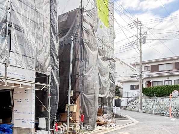 神奈川県横浜市金沢区富岡東１丁目