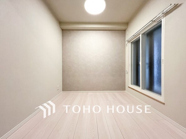 一日の疲れをいやしてくれる主寝室。自分時間を快適に過ごすプライベートルーム。