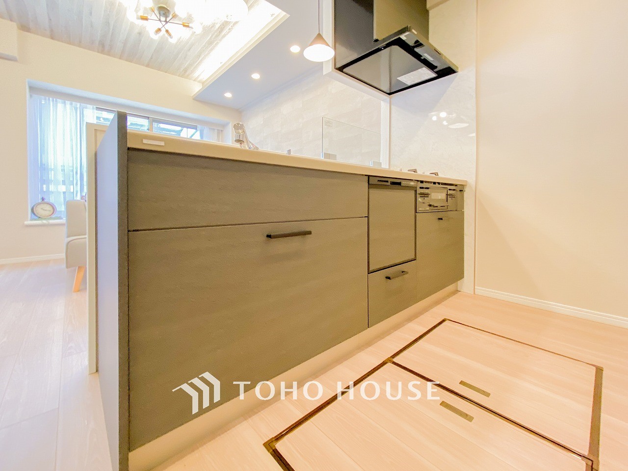 家族の健康を支えるキッチン。毎日使う場所だから気持よく使えて、居心地の良い空間に。