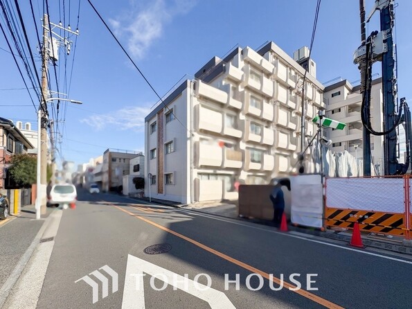 神奈川県横浜市西区岡野２丁目