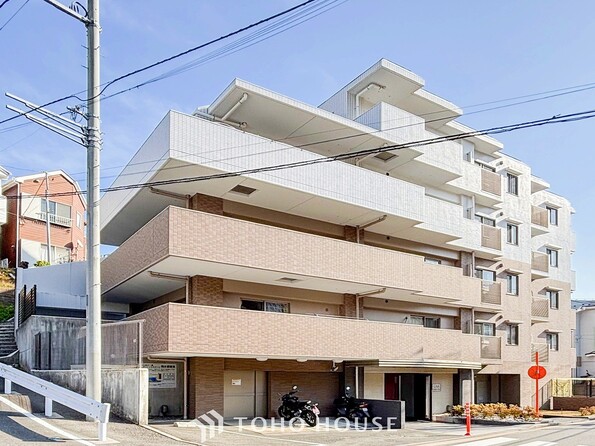 神奈川県横浜市金沢区六浦２丁目