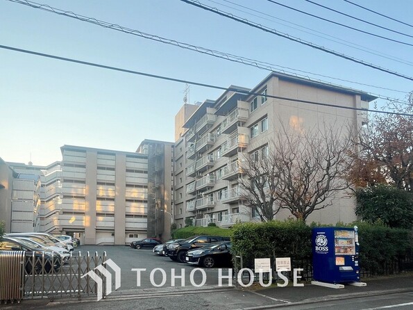 神奈川県横浜市青葉区青葉台１丁目