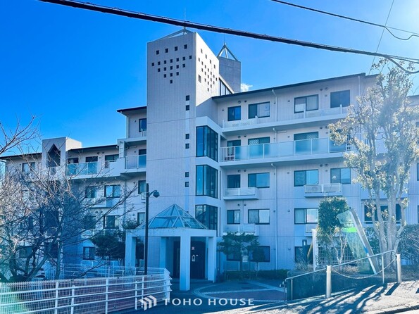 神奈川県横浜市金沢区六浦南５丁目