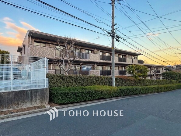 神奈川県横浜市神奈川区三ツ沢 上町